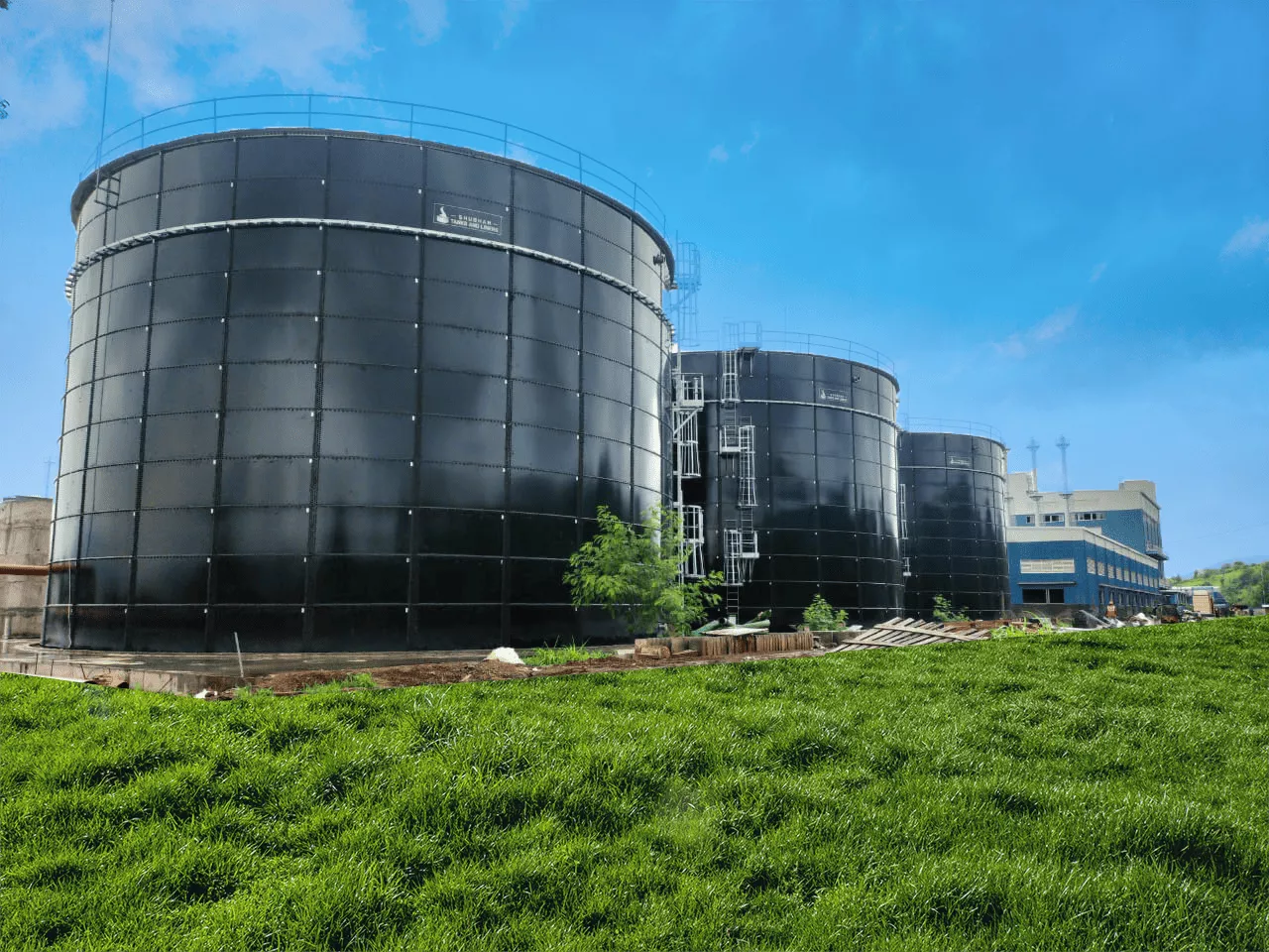 Glass-Fused-To-Steel (GFS) Tanks